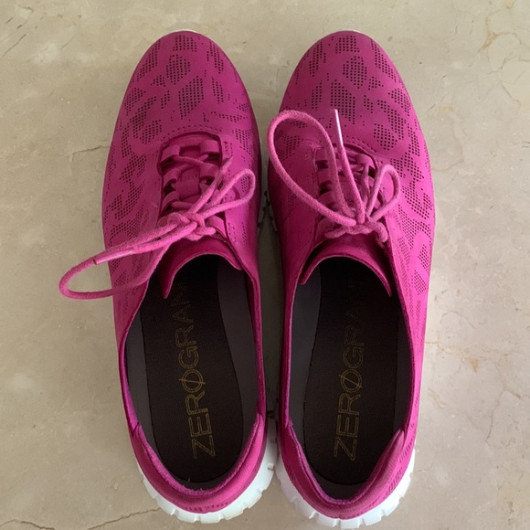 SOLD. Cole Haan Zerogrand Perforated Trainer - Picture 3 of 5